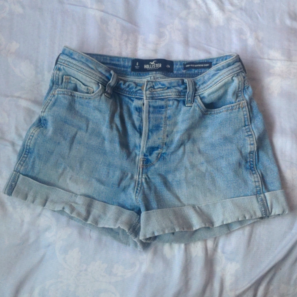 High-Rise Boyfriend Short